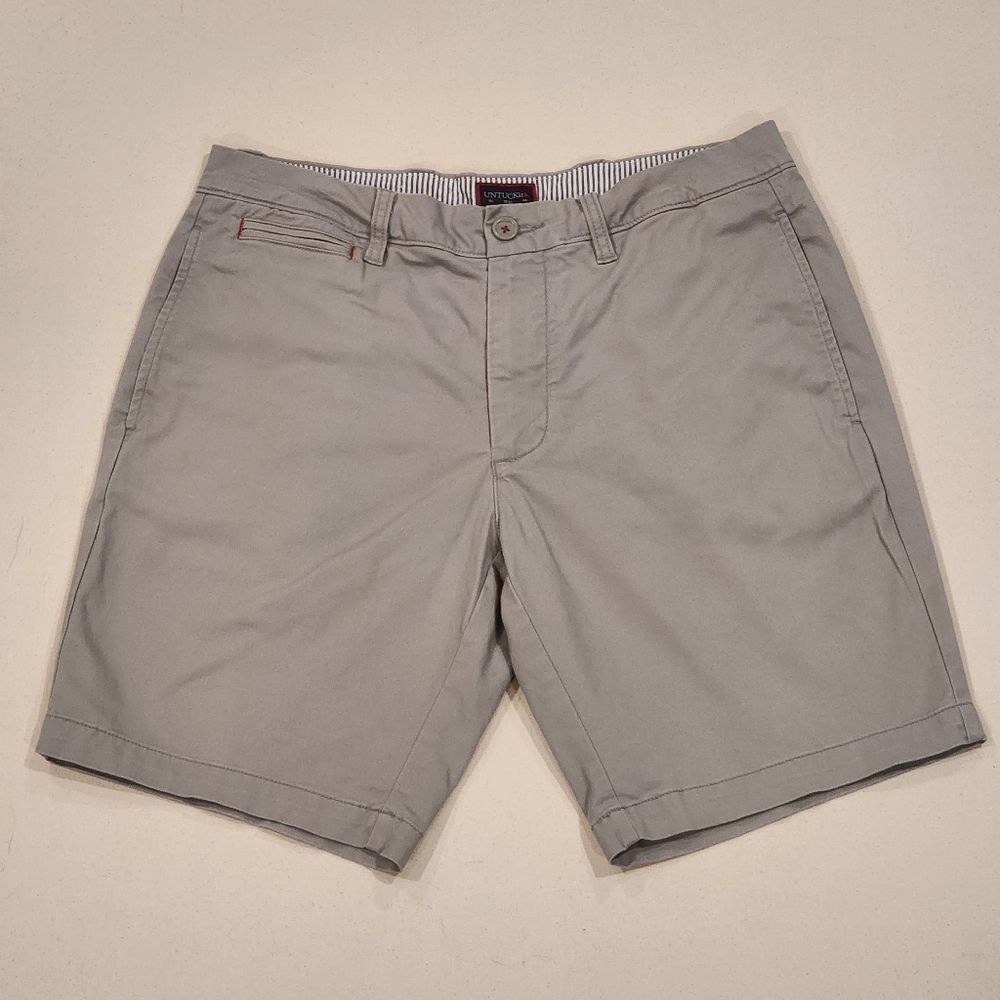UNTUCKit Chino Shorts 32